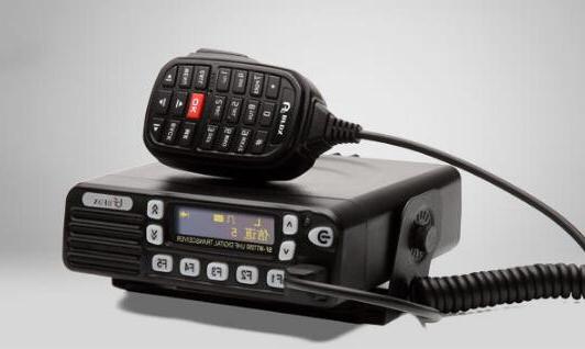 Short-wave radio: the only means of remote communication not subject to network pivots and active relaying systems